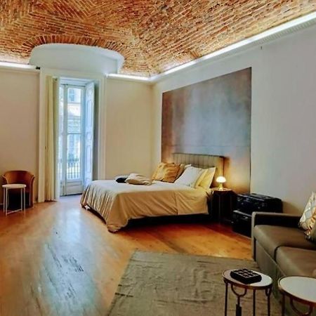Il Salotto Di Torino Centrale In Piazza Vittorio Esterno foto